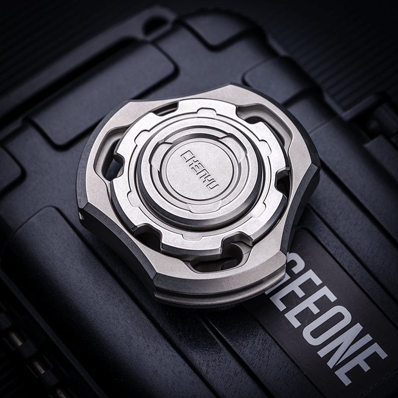 Fidget Spinner – GEEOne Xing Tian | Titanium Zirconium Stainless Steel Copper PMMA EDC