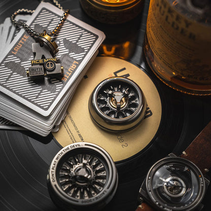 Spinning Top – LAUTIE Carnival Nano | CuNi Brass Zirconium Titanium 18K Gold EDC Spinner