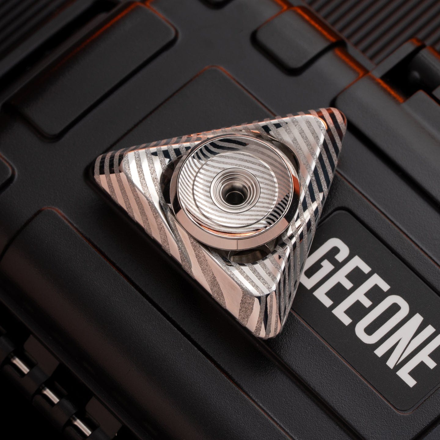 Precision Spinner – ROCK Ling Guang | Damascus Tungsten Zircuti EDC Fidget Spinner